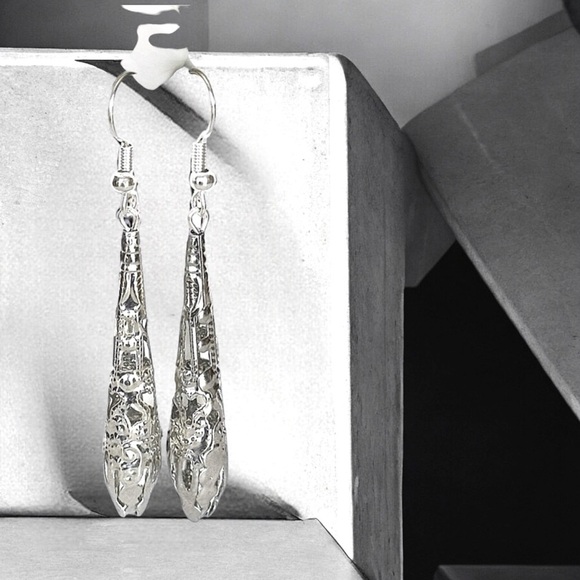 5 For $25💫Long Silver Filigree Dangles Earrings - Picture 3 of 9